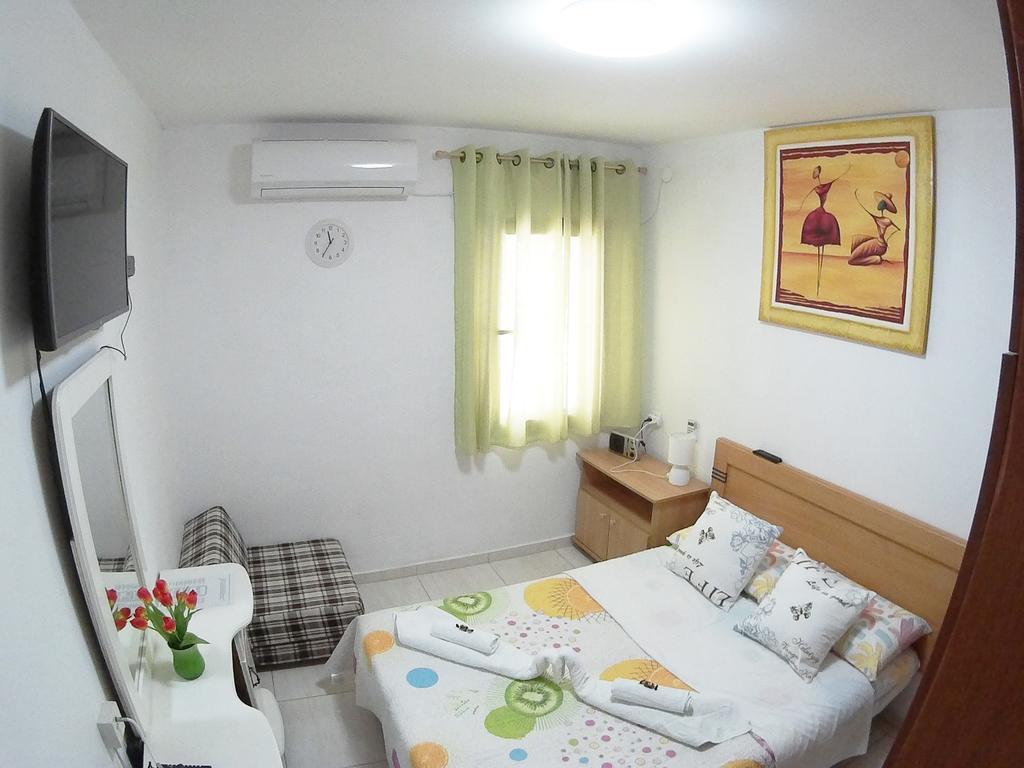 Dead Sea Yehuda Apartments Arad Exterior foto